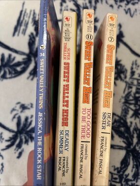Sweet Valley high vintage Book Set - Francine Pascal’s